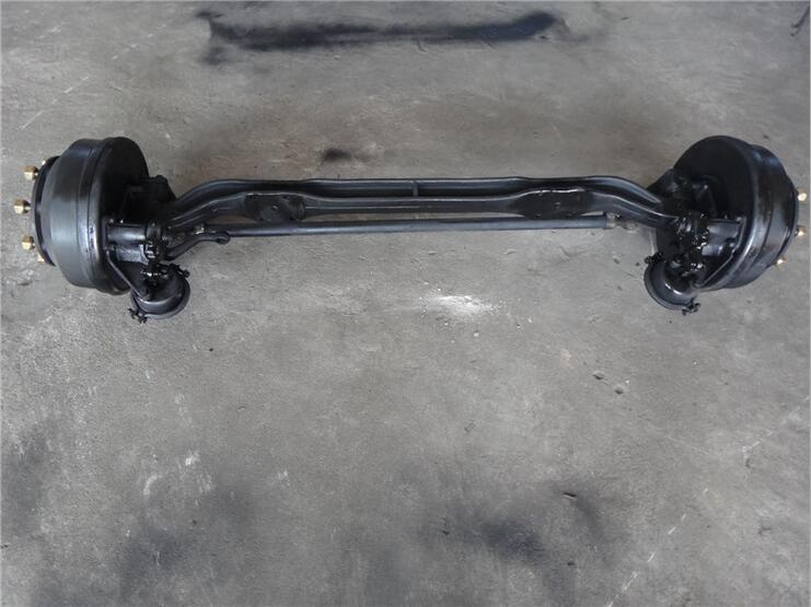 挖掘机前桥总成